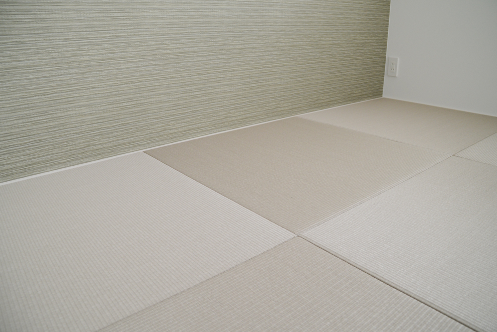 洋和室の畳（DAIKEN 健やかおもて 清流 灰桜色）