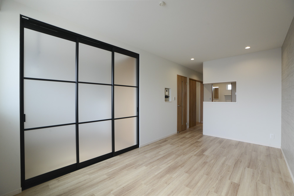 リビングからDKをみたアングル※202号室