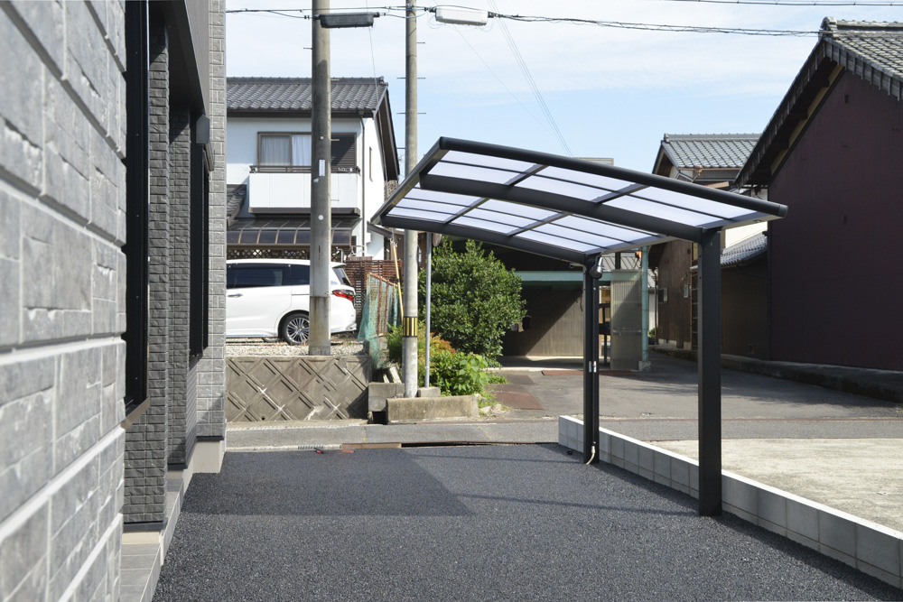 カーポート(LIXIL フーゴRミニ ブラック)